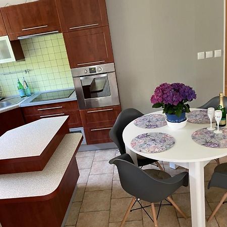 Bellis Apartment ชเตชชิน ภายนอก รูปภาพ